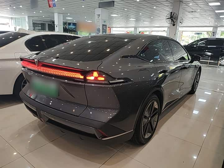 Zdjęcie 7 - Changan Deepal SL03