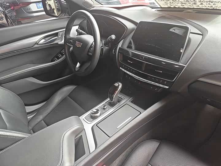 Фото 4 - Cadillac CT5
