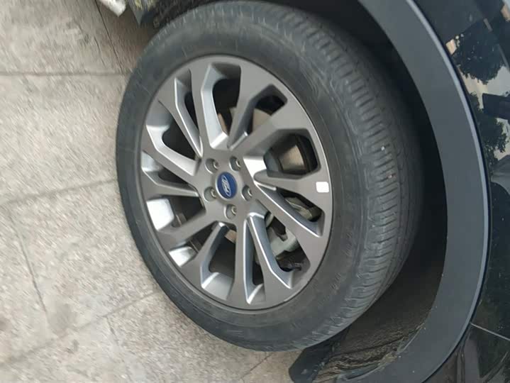 Фото 6 - Ford Equator