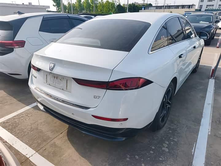Roewe D7 2023 2023款 EV 510km 后驱旗舰版