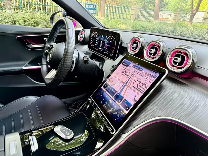 Zdjęcie 7 - Mercedes-Benz C-Class
