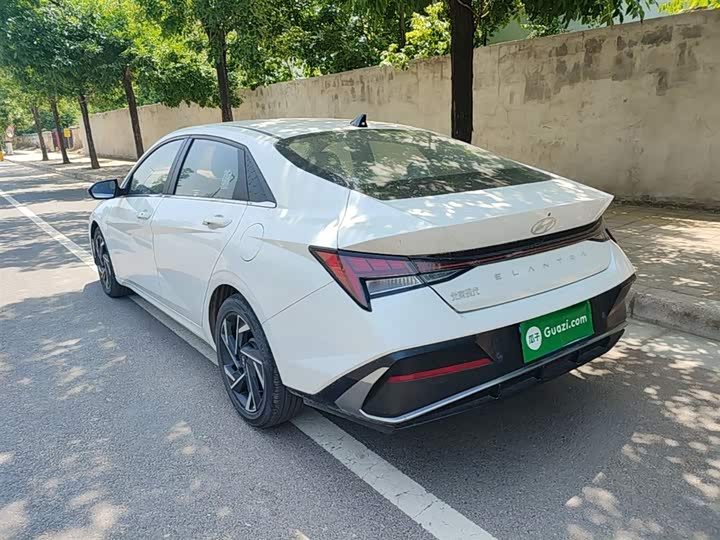 Фото 5 - Hyundai Elantra N line