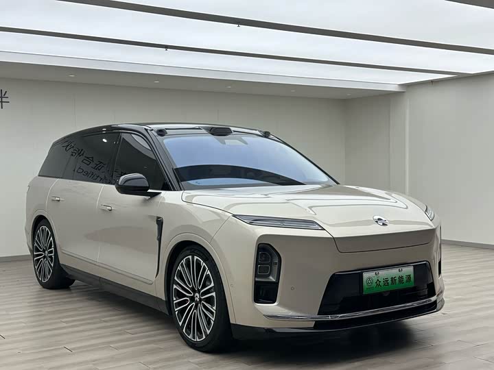 2026 Nio ES8