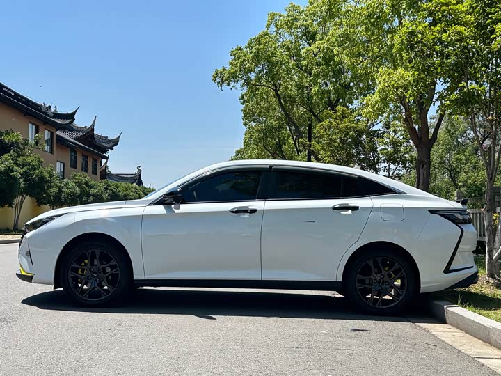 Dongfeng Aeolus Yixuan Max 2023 2023款 1.5T 超酷潮爸版