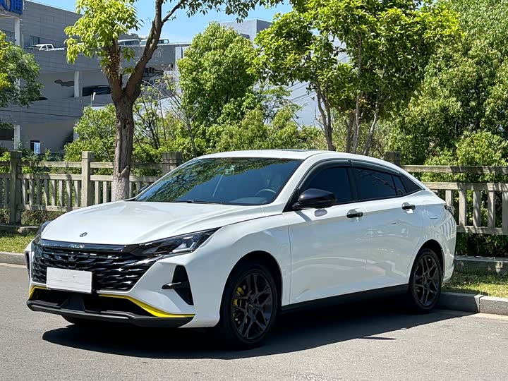 Dongfeng Aeolus Yixuan Max 2023 2023款 1.5T 超酷潮爸版