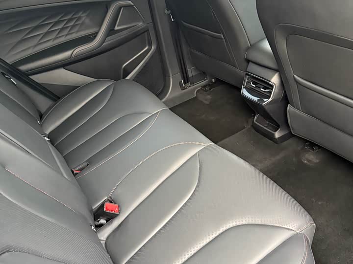 Roewe RX5 Hybrid 2023 2023款 eRX5 超混舒享版