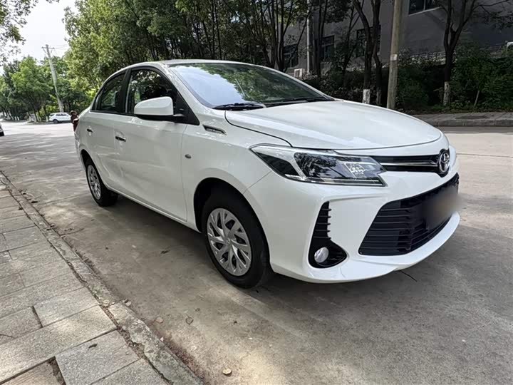Toyota Vios 2022 2022款 1.5L 20周年纪念版