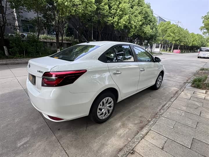 Toyota Vios 2022 2022款 1.5L 20周年纪念版