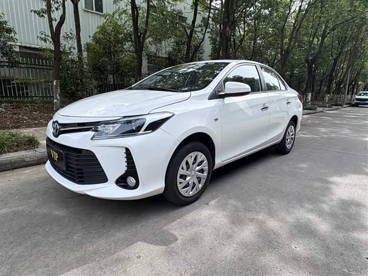 Toyota Vios 2022 2022款 1.5L 20周年纪念版