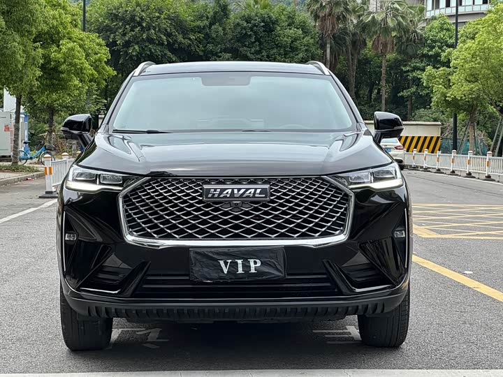 Photo 2 - Haval H6