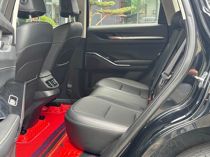 Photo 6 - Haval H6