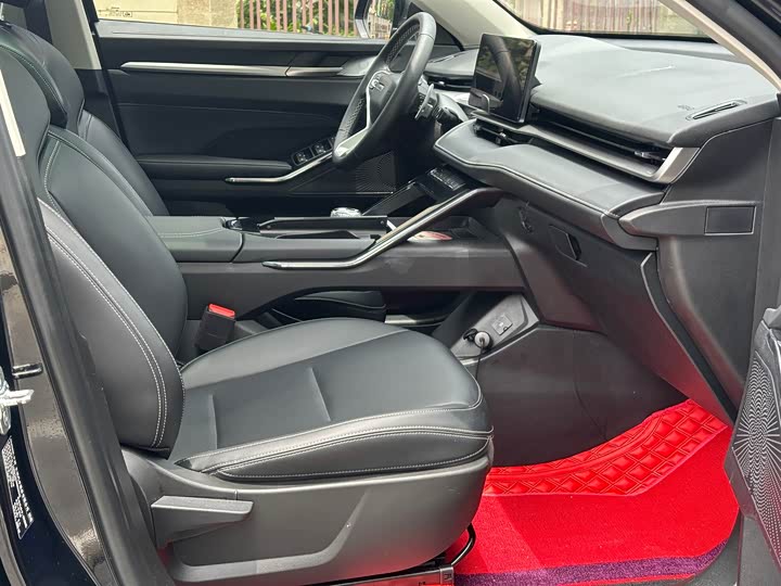 Photo 8 - Haval H6