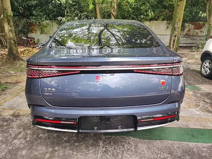 BYD Seal 07 DM-i Hybrid 2025 2025款 DM-i 1.5L 125km 精英型