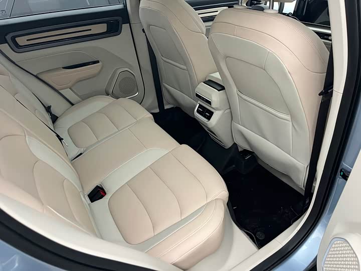 Geely Icon 2023 2023款 1.5TD 巧克力醇臻版