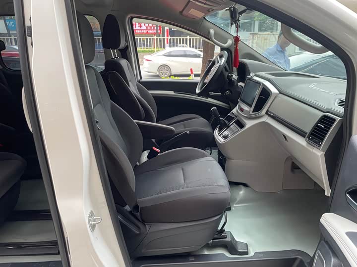 JAC Refine M4 2022 2022款 2.0CTI 柴油 手动劲尚型