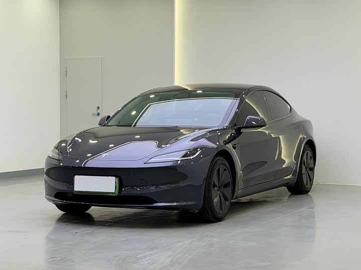 Zdjęcie 1 - Tesla Model 3
