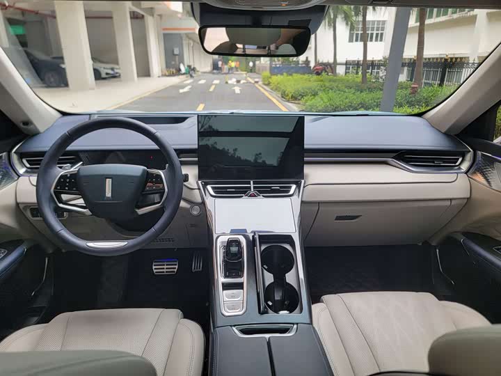 Wey Mocha 2021 2021款 2.0T 两驱特浓版