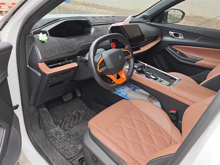 Changan Qiyuan (Nevo) Q05 2024 2024款 真香版 125 超越型 中创新航