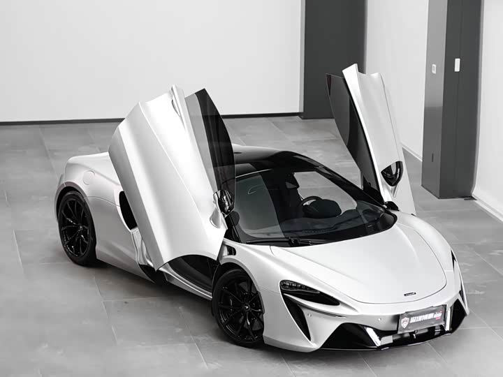 McLaren Artura 2023 2023款 3.0T Hybrid 标准型