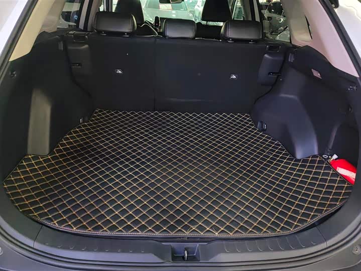 Photo 4 - Toyota RAV4