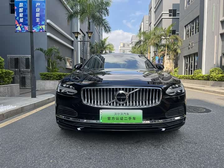 Фото 2 - Volvo S90 Hybrid