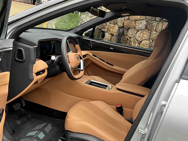 Geely Galaxy L7 2025 2025款 EM-i 115km 探索+版