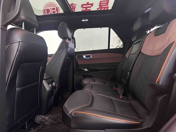 Ford Explorer 2024 2024款 2.3T EcoBoost 昆仑巅峰版 7座