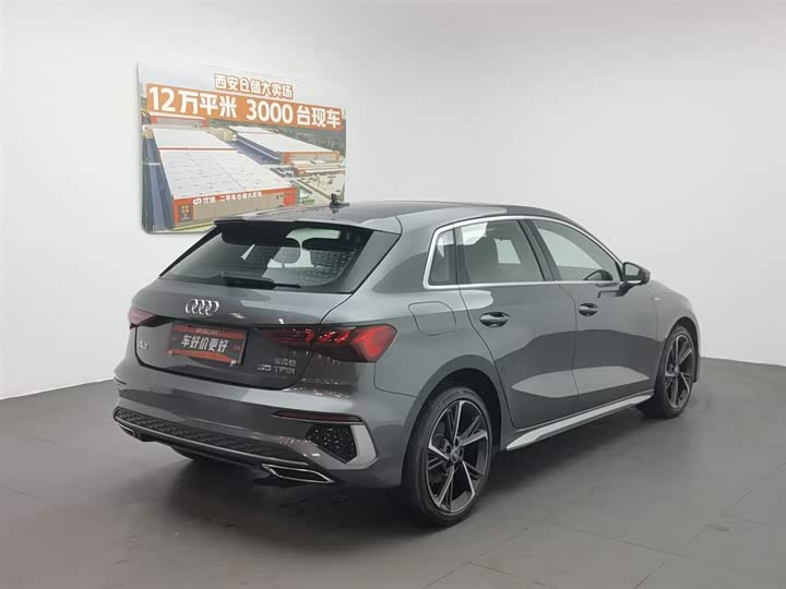 Фото 2 - Audi A3
