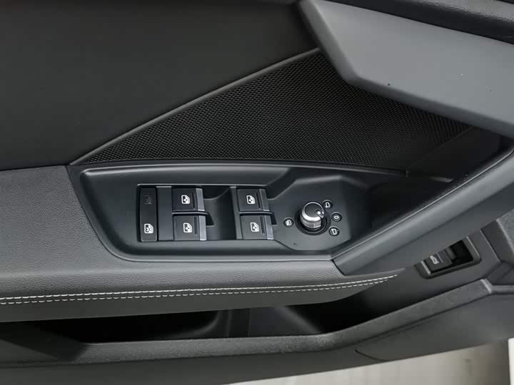 Фото 9 - Audi A3