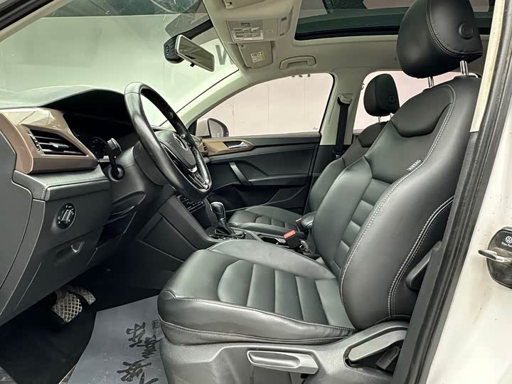 Volkswagen Tharu 2021 2021款 280TSI 两驱舒适版