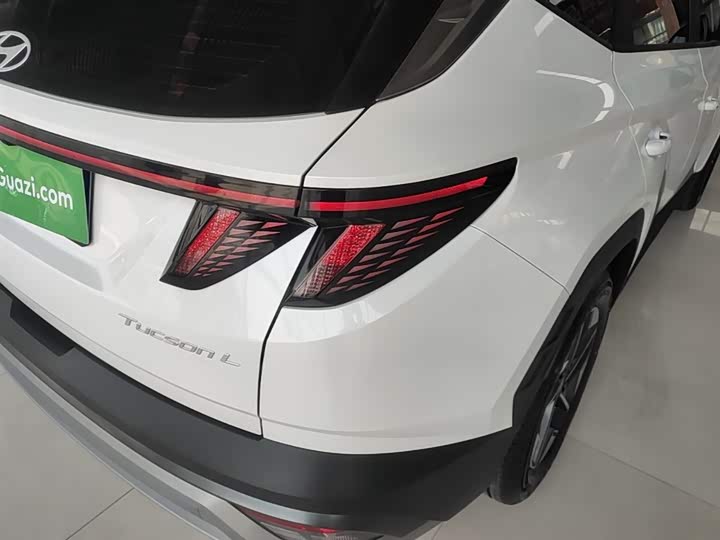 Hyundai Tucson L 2025 2025款 途胜L 1.5T 精英版