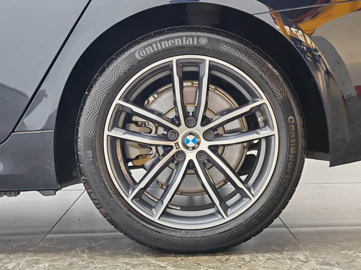 Фото 9 - BMW 5 Series Hybrid