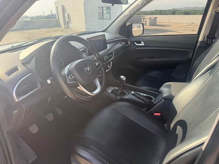 Foton Tunland F9 2022 2022款 2.0T柴油手动四驱乐享型长箱4F20TC
