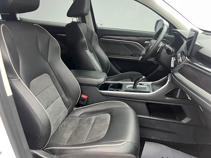 Zdjęcie 9 - Haval H6