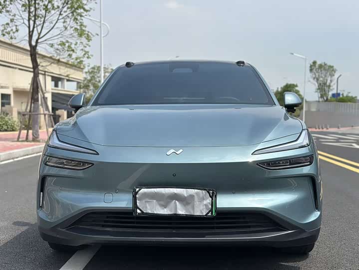Фото 2 - Nio Onvo L60