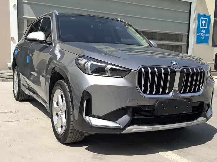 Фото 3 - BMW X1
