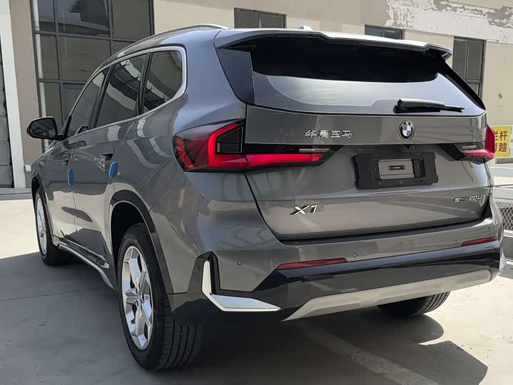 Фото 7 - BMW X1