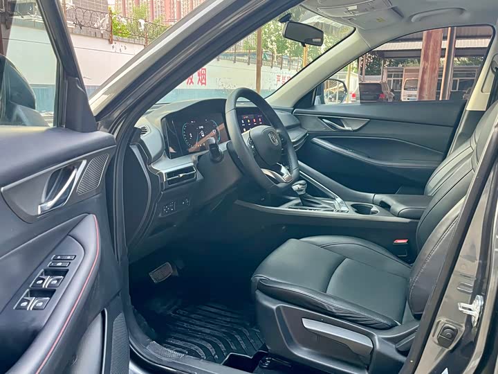 Changan CS35 Plus 2021 2021款 改款 蓝鲸NE 1.4T DCT豪华型