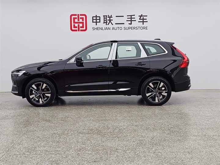 Volvo XC60 2026 2026款 B5 四驱智远豪华版