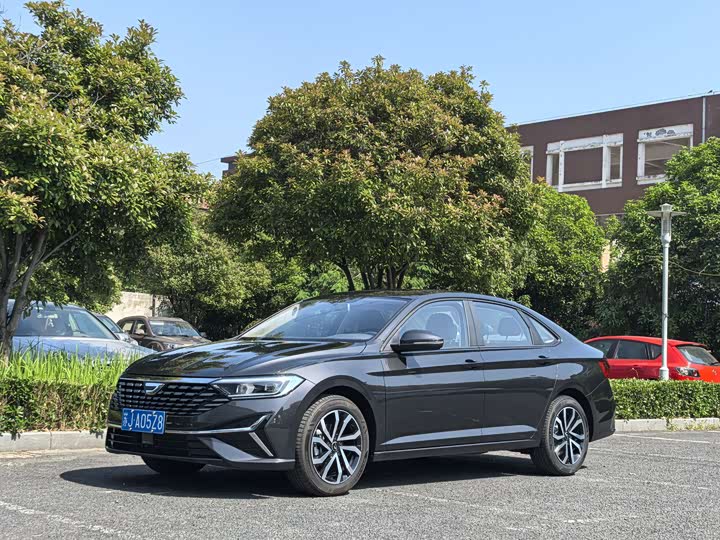 2025 Jetta VA7