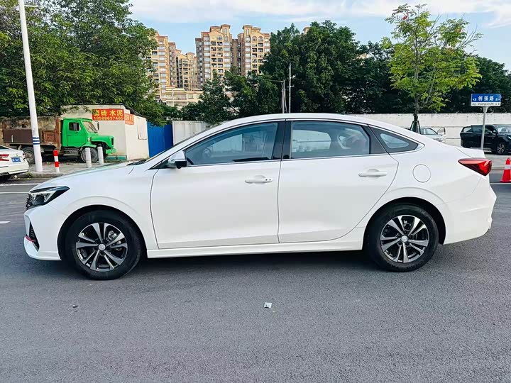 Фото 5 - Changan Eado Plus