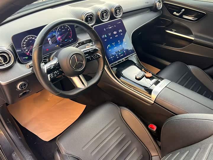 Фото 4 - Mercedes-Benz C-Class