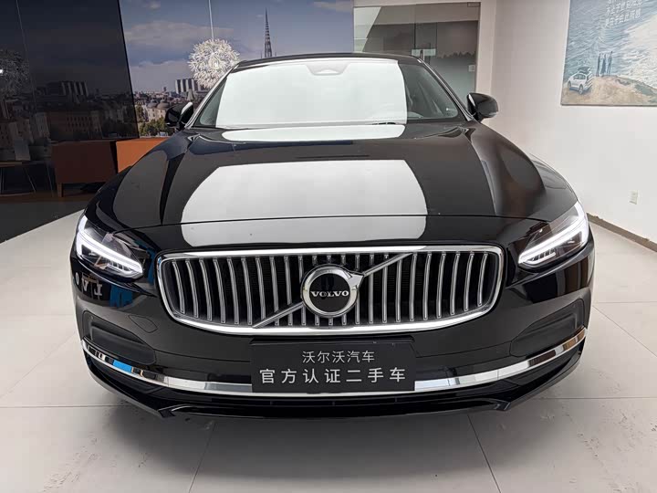 Volvo S90 2025 2025款 B5 智逸豪华版