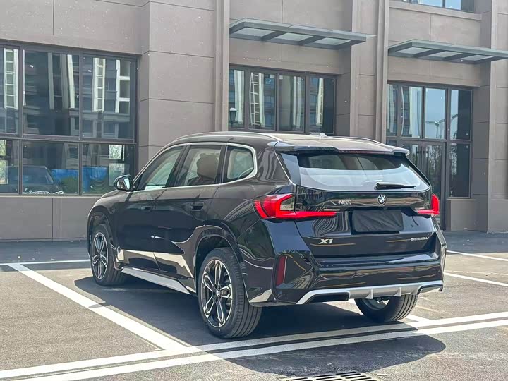 BMW X1 2026 2026款 sDrive25Li M运动套装