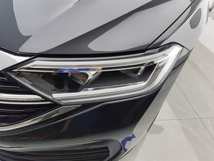 Volkswagen Sagitar L 2026 2026款 3000万辆甄选款 300TSI DSG 超越版