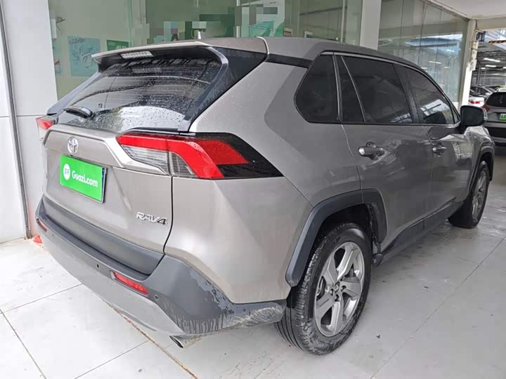Toyota RAV4 2021 2021款 2.0L CVT两驱风尚版