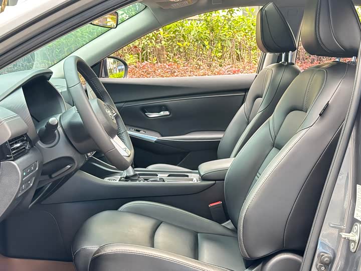 Zdjęcie 6 - Nissan Sylphy