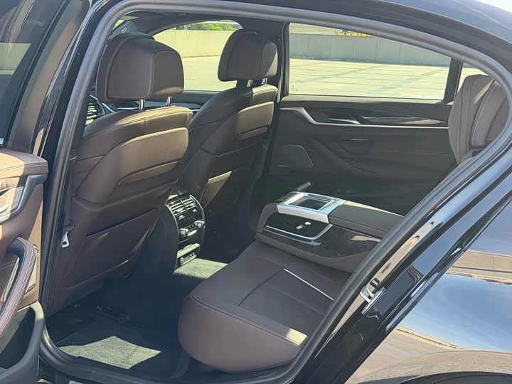 Фото 7 - BMW 5 Series