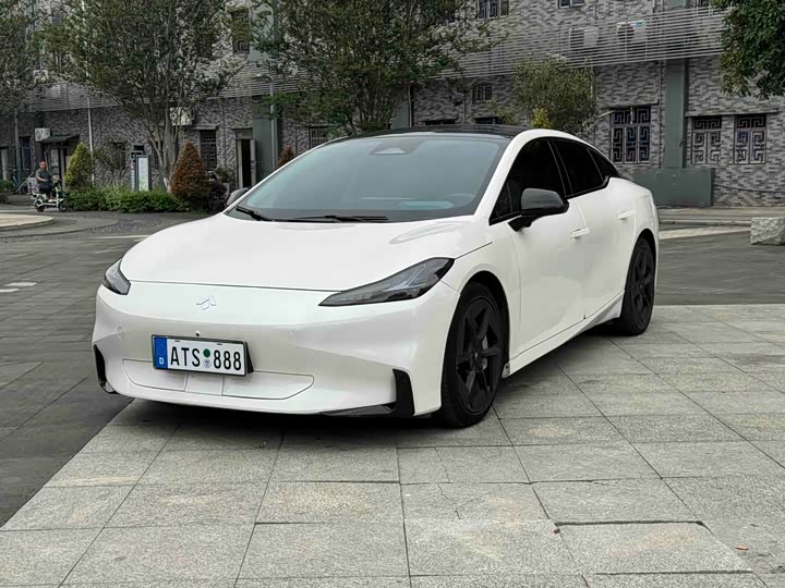 GAC Hyptec GT 2023 2023款 710后驱Pro超充版