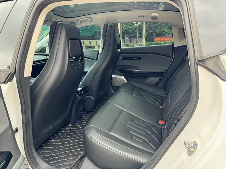 GAC Hyptec GT 2023 2023款 710后驱Pro超充版